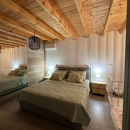 Spitaki * Kremastí